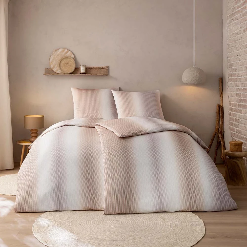 Pościel Caspian – naturalna elegancja w ciepłych odcieniach lnu